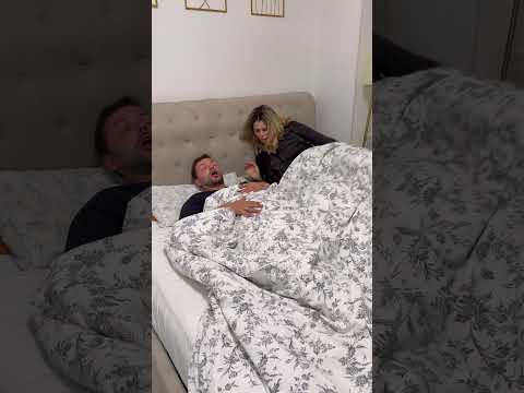 Parte 2: Sasha che russa 😅🙈😂 #vitadicoppia #funny #comedy #risate #prank #humor #comics ￼ thumbnail