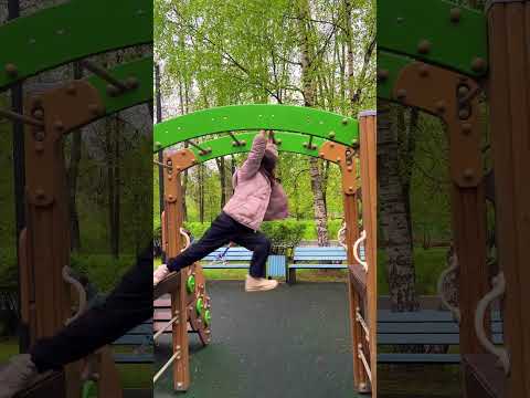 БЫСТРО ПРИБЕЖАЛА??? thumbnail
