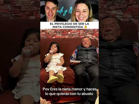 La nieta menor hace lo que quiere con su abuelo thumbnail
