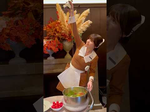 Spinning Bowl Salad 🥗 Lawry's The Prime Rib in Japan thumbnail