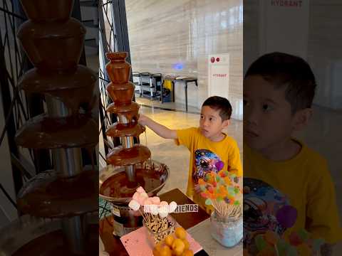 Hah makan snack lapis cokelat air mancur kok papi muntah⁉️ thumbnail
