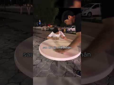 ông chủ quán kem này đã phải trả 1 cái giá rất đắt thumbnail