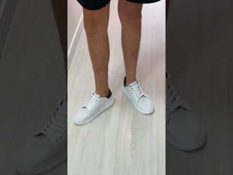 Olha só esse tênis casual que encontrei que top! thumbnail