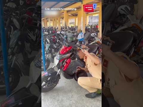 Công an vào trường kiểm tra xe điện và cái kết: ? #shorts thumbnail