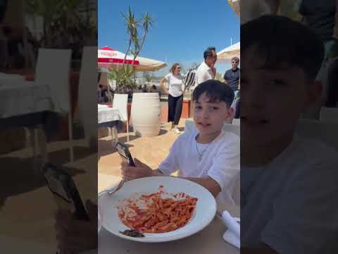 Chi è stata più veloce fra FIGLIACHIARA e ILARY ? 💜 thumbnail