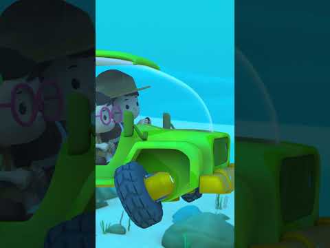 IT'S A GREAT WHITE SHARK UNDER THE SEA! | Leo the Wildlife Ranger #shorts thumbnail