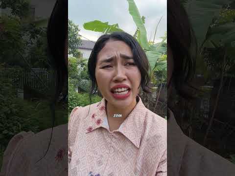Siapa Kalian Yg Ikut Berkurban Idul Adha? Mama Kaget Teman Ara Ajak Liat Kambing 🐐🫣 thumbnail