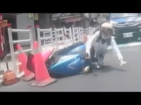 【自摔影片】 離投胎只差一個煞車皮的距離 thumbnail