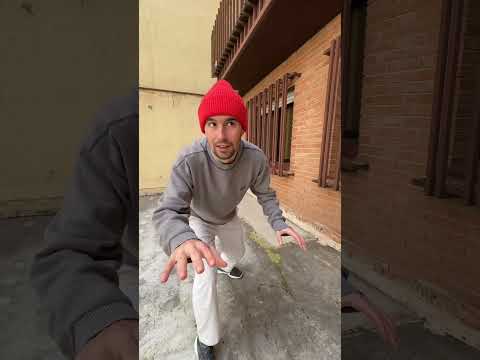 La POUPEE de SQUID GAME va me DÉTRUIRE thumbnail