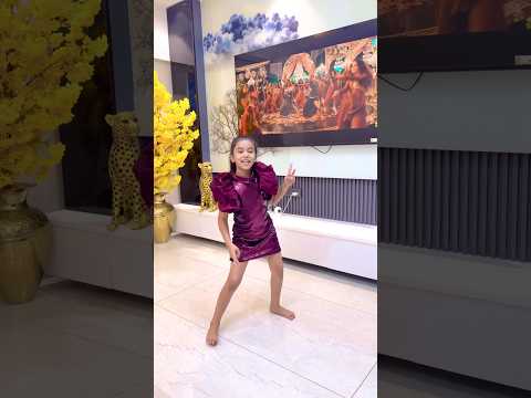Amaira n kiya dance #shorts #thegeetagurjar thumbnail
