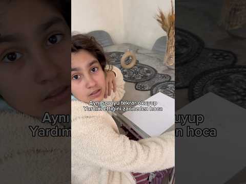 Soruyu Tekrar Okuyup Yardım Ettiğini Zanneden Hoca 😂 thumbnail