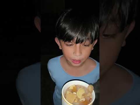 Siapa Kalian Yg Mw Beli Sekoteng Khas Cirebon? Ara Kaget Mama Beli Bau Jahenya Panas Kn Hidung ☕?? thumbnail
