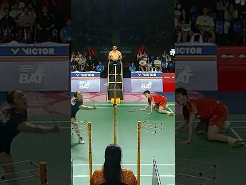 Magnificent rally! #shorts #badminton #BWF thumbnail