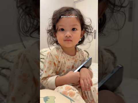 NYAANYUNN.. NYANYYUNN!! #piuwfamily #funny #toddlers #familychannel #familyvideo #familyvlog thumbnail