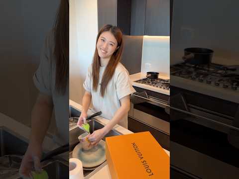 Why she doesn’t like my surprise?!🥺 #shorts #couple #relationship thumbnail