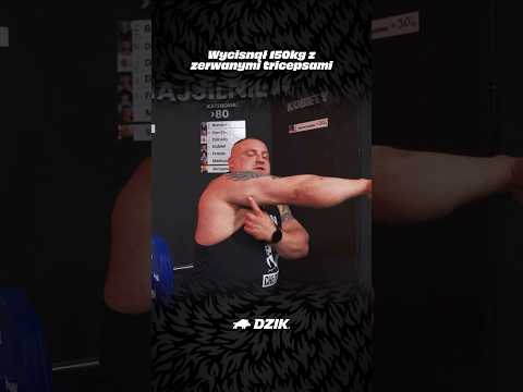Wycisnął 150kg z zerwanymi tricepsami thumbnail