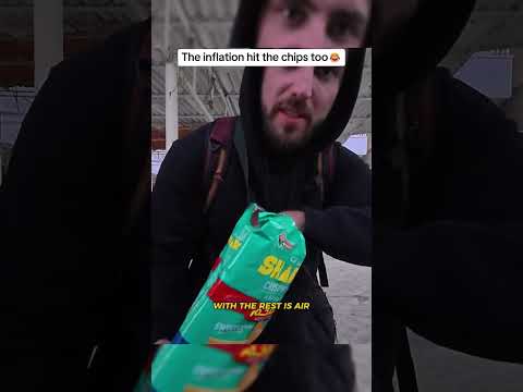 Trying Syrian snacks for the first time 🇸🇾 thumbnail