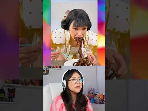 BROMA DE COMIDA DE RUMI A ZOEY @joozy2 #curiosidades #kpopdemonhunters thumbnail