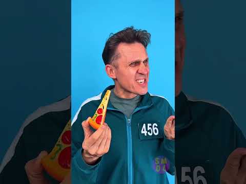 I Honestly Can’t Tell If This Is Food 🍕 #trending thumbnail