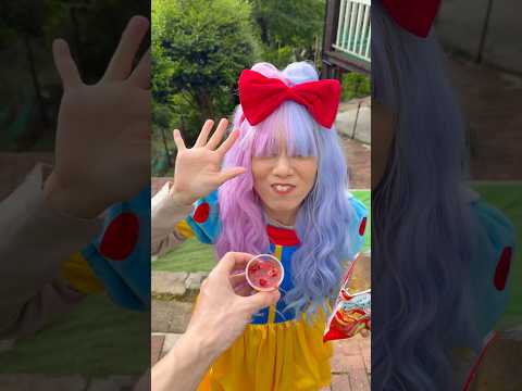 Sion princess this is a spicy chili sauce. thumbnail