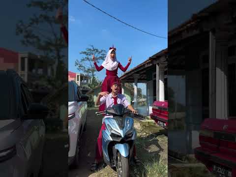 Miskin Punya Mobil vs Kaya Punya Motor🥶 thumbnail