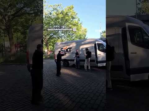 Anti-genocide activists detained at gunpoint outside Rheinmetall facility in Berlin thumbnail