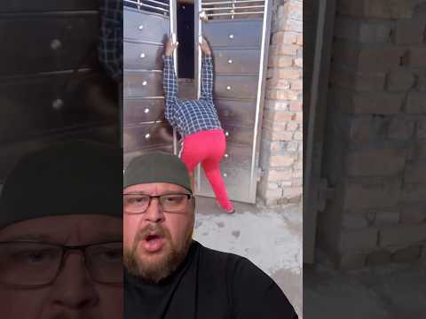 Ouchie Of The Week Double Door Donald￼￼ thumbnail