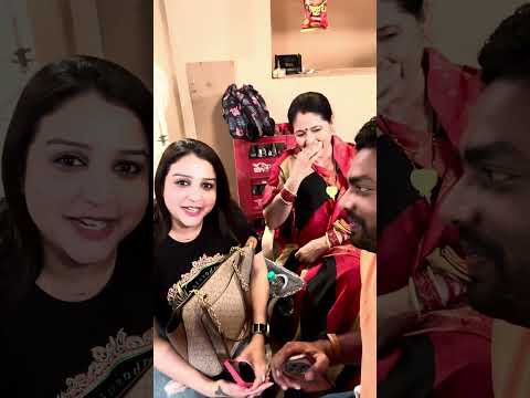 Jagruti vaujanka Saha tike khati #comedy #guluacomedynew #funny #charidam #jagrutishukla thumbnail