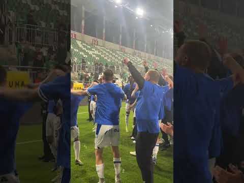 LECH POZNAŃ MISTRZEM POLSKI! TAK ŚWIĘTUJĄ PIŁKARZE #SHORTS thumbnail