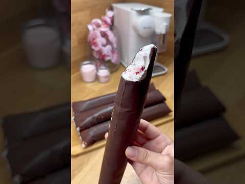 ايس كريم منزلي بمكونات سهلة وسريعة لازم تجربوا 🍦🍓 thumbnail