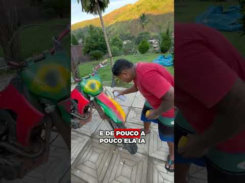 Pintei a MOTO TRILHA que achamos no LIXÃO com as CORES DO BRASIL! *Moto da Copa do Mundo 🇧🇷 thumbnail