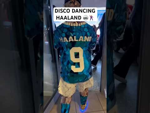 Disco Dancers Angelic really pulled up to the Etihad with Disco Haaland! 🪩🕺⚽️ thumbnail