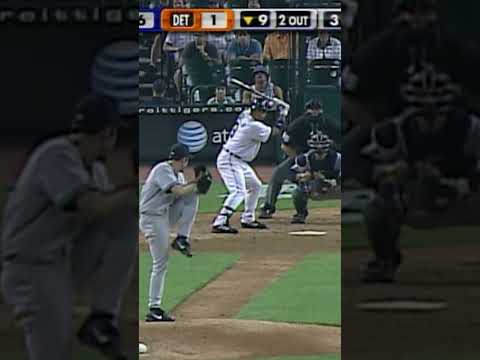Twenty years ago today, Mike Mussina let Joe Torre know he was going to finish what he started 🤣 thumbnail
