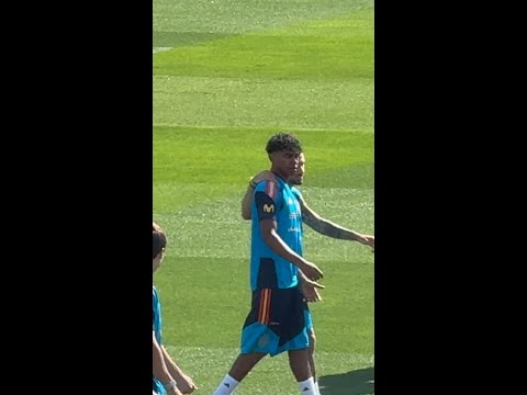 LAMINE YAMAL'S NEW BEST FRIEND on the SPANISH NATIONAL FOOTBALL TEAM thumbnail