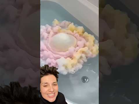 Viral banyo topunu deniyorum! Viral bathroom #banyo #bathroom #shorts thumbnail