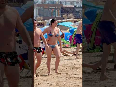🇦🇷 Pinamar Beach An Amazing Day thumbnail