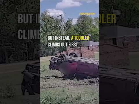 Toddler Survives Car Crash After Dramatic Police Chase #policechase #bodycam #policefootage thumbnail
