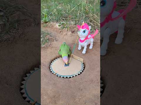 Creative Unique Parrot Trap Using Paper &hole #shorts thumbnail