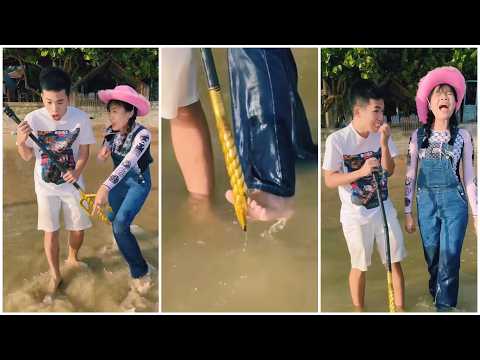 When a Nearsighted Person Goes Fishing 😭🏝️🐠 thumbnail