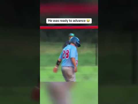 Bro was tired from being on that base 😂 (via j_lenard/KOAM/x) thumbnail
