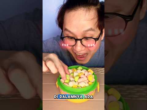 BURGERNYA TERNYATA TEMPAT MAKAN! #food #asmr #mukbang #makanan #prank #komedi thumbnail