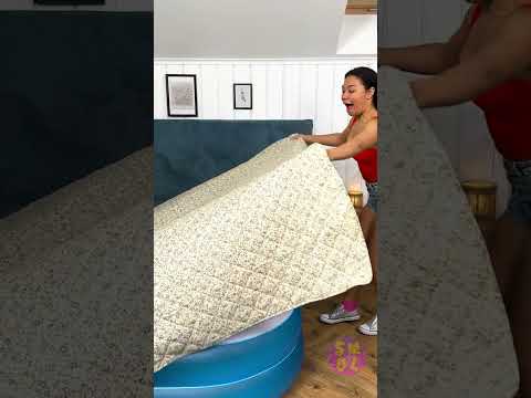 Splash-tastic Prank Showdown! ? thumbnail