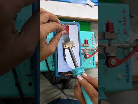TFT Display Poloraizer Film Change 🔥 #smartphone #viral #shortsfeed #repair #electronic #automobile thumbnail