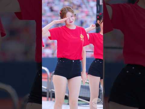 팔각도 좀 볼까? 포항항 아웃송 김해리 치어리더 金海莉 Kim Hae-Ri cheerleader ktwiz thumbnail