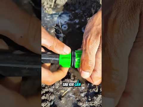 Cách Vá Ống Nước Rò Rỉ Quá Hiệu Quả #shorts thumbnail