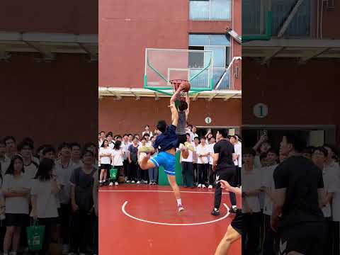 校園行驚現一位變向不減速酷似羅斯的球員... #籃球 #basketball thumbnail