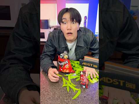 Eat snacks without mom knowing?❤️‍? thumbnail