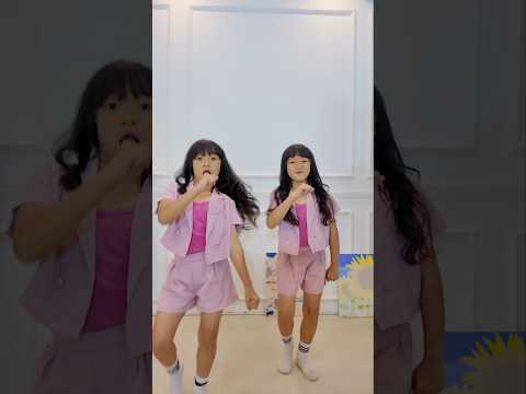Lagu Viral X Brazil Dance Pret 2 #kembar #dance #trends #jogetviral #shorts thumbnail