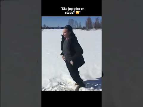 Den här blir väl aldrig gammal va? 😂 thumbnail