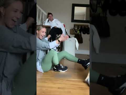 ?Tout le monde l'a félicité thumbnail